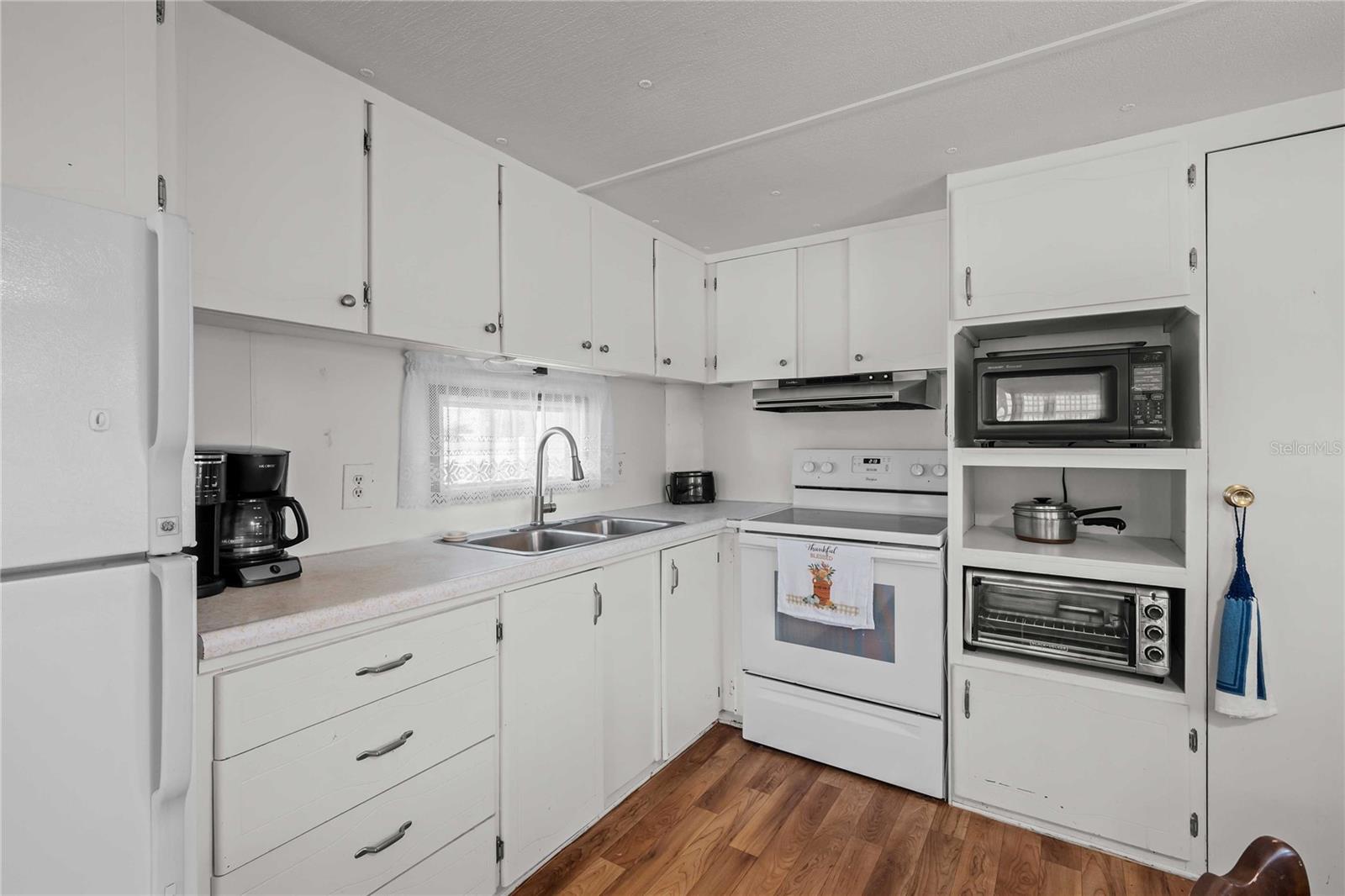 5238 BETMAR DR — photo 7
