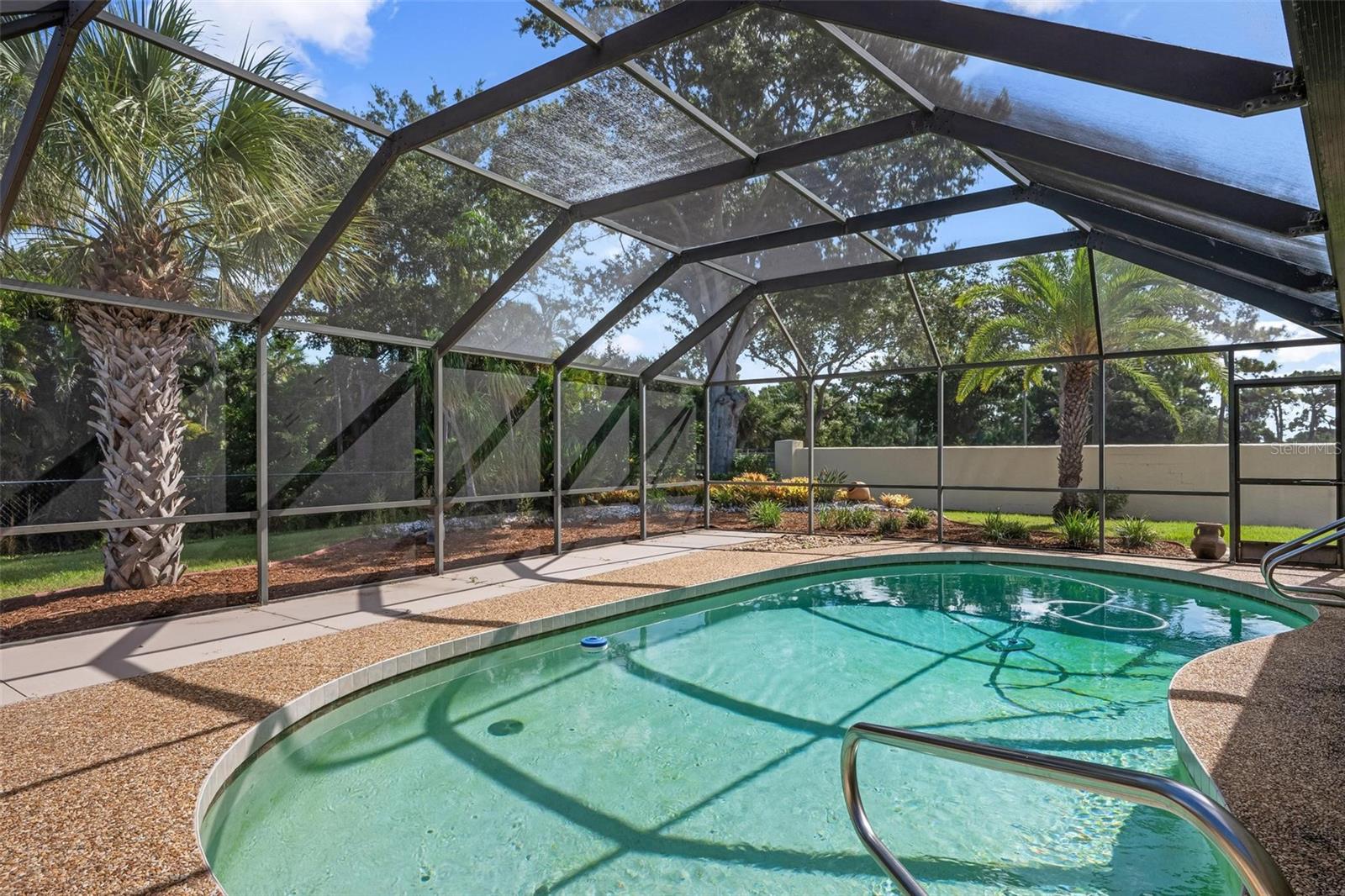 1011 PINE FOREST CT — photo 39