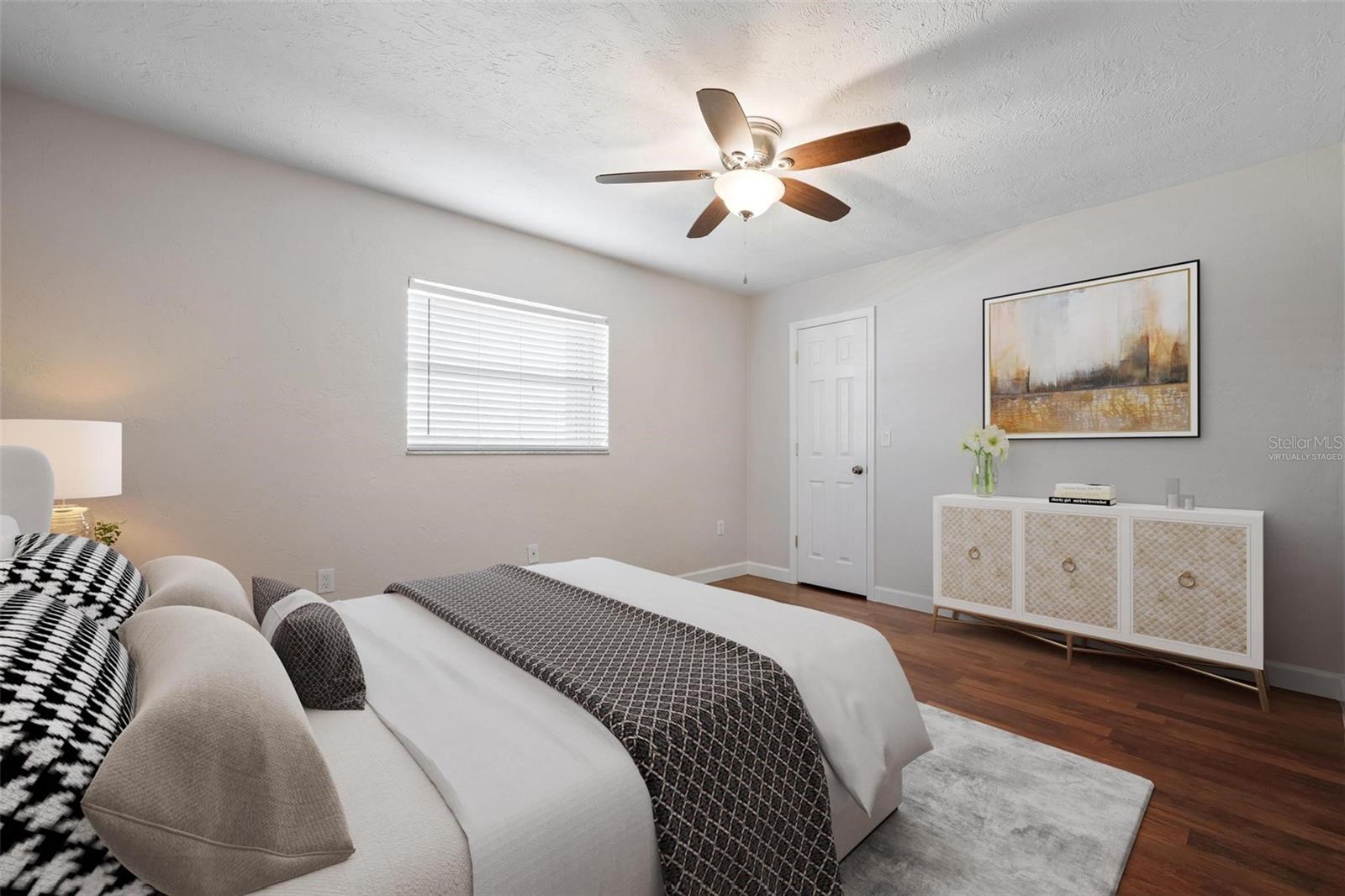 1011 PINE FOREST CT — photo 27