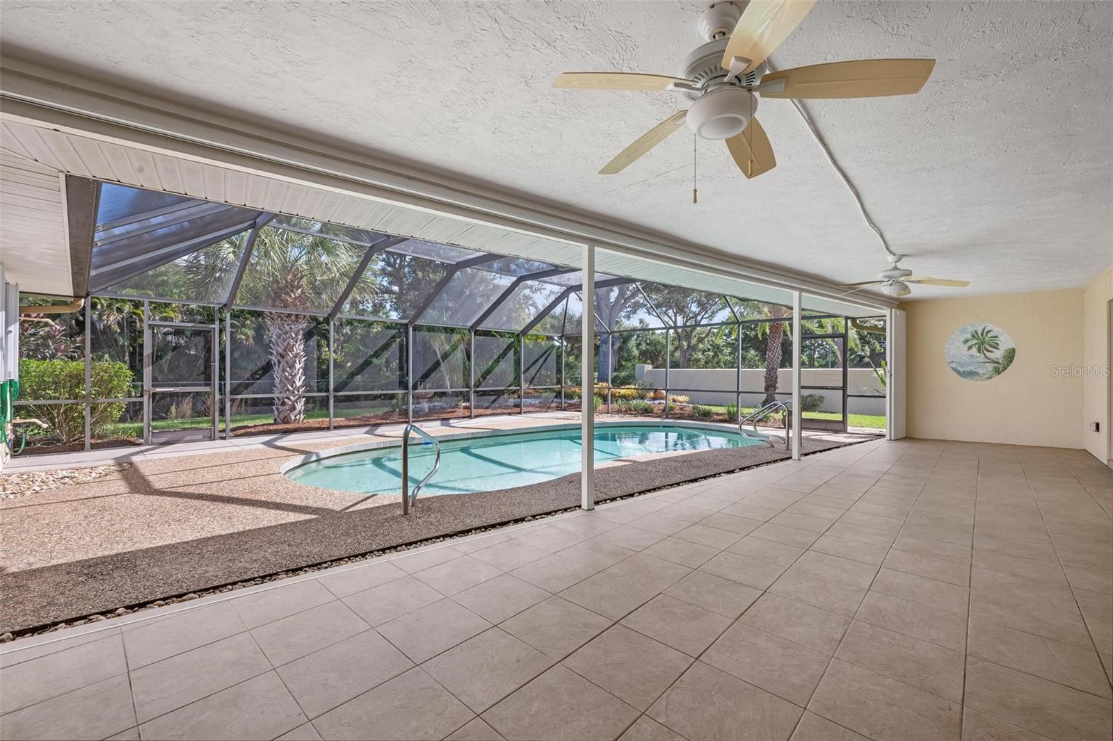 1011 PINE FOREST CT — photo 35
