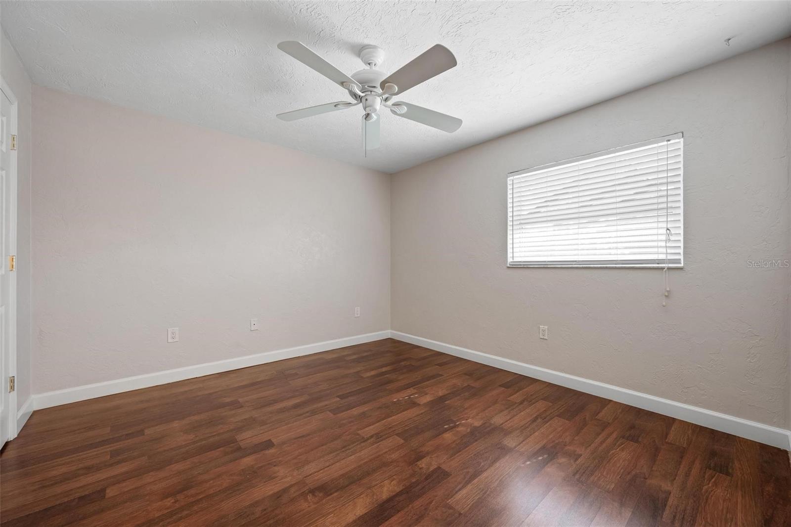 1011 PINE FOREST CT — photo 30
