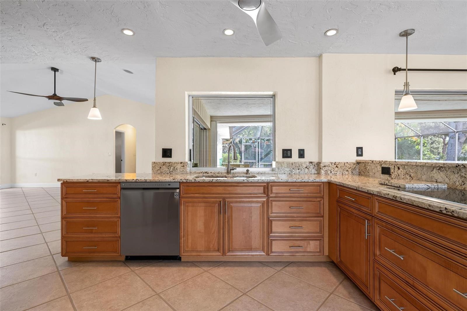 1011 PINE FOREST CT — photo 13