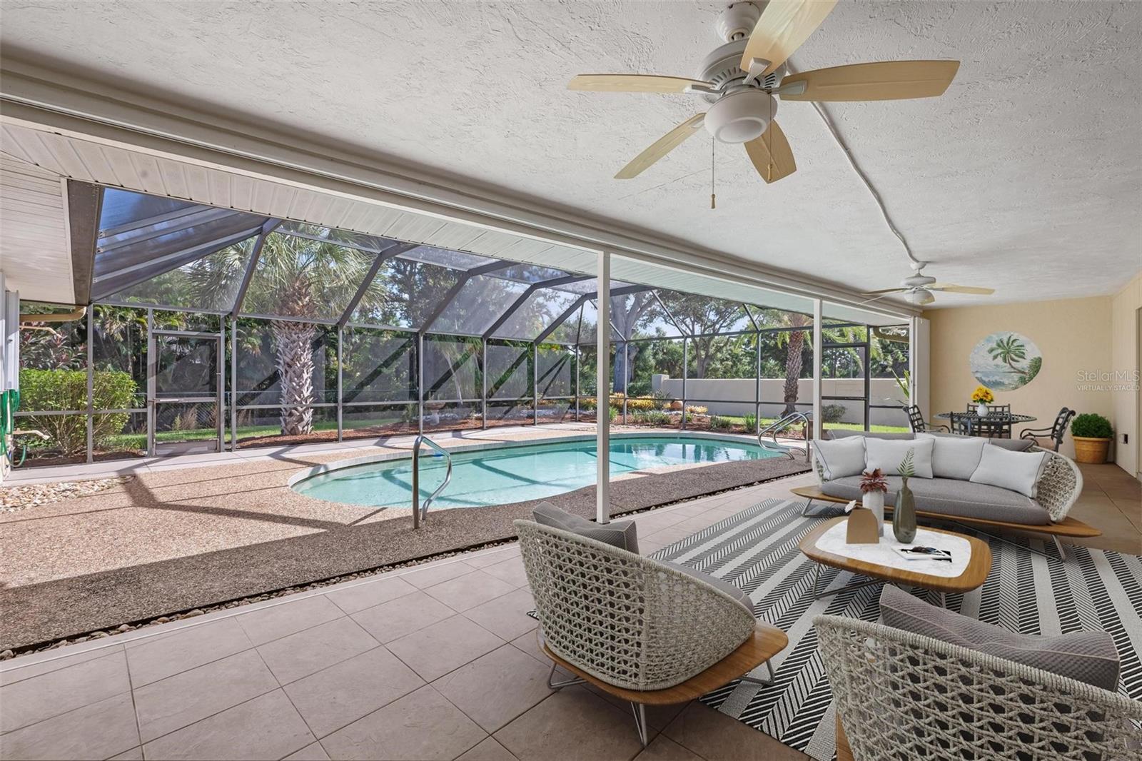 1011 PINE FOREST CT — photo 34
