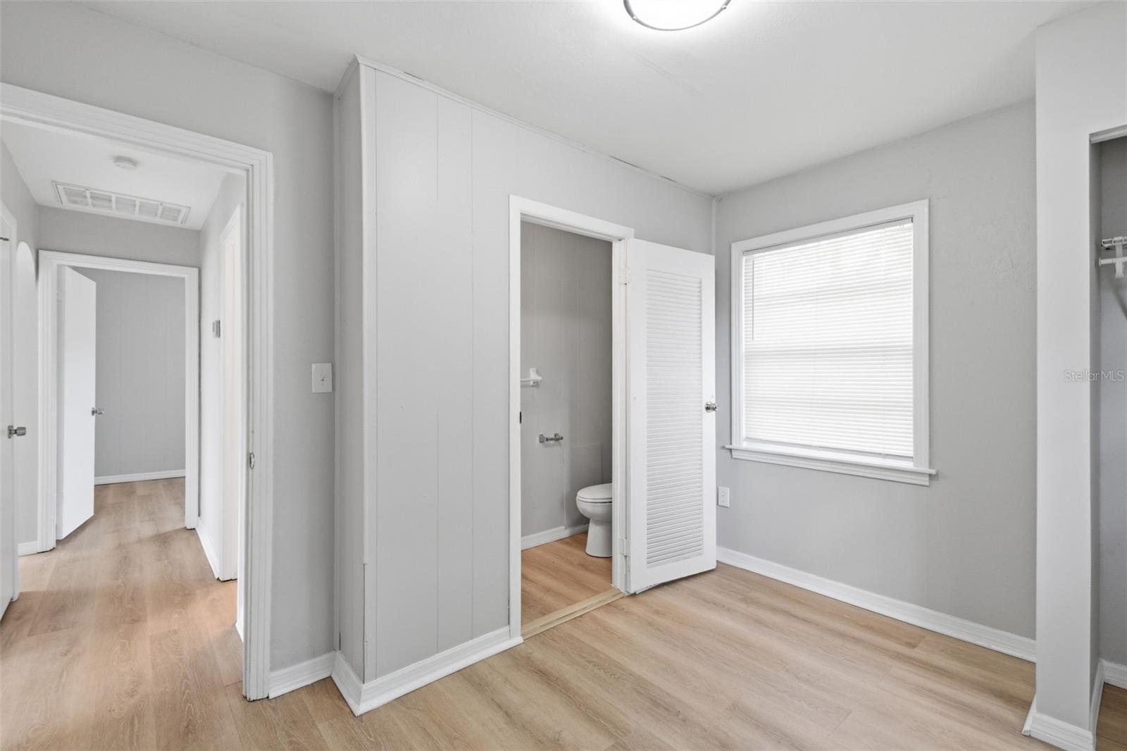 2817 HAWTHORNE ST — photo 25