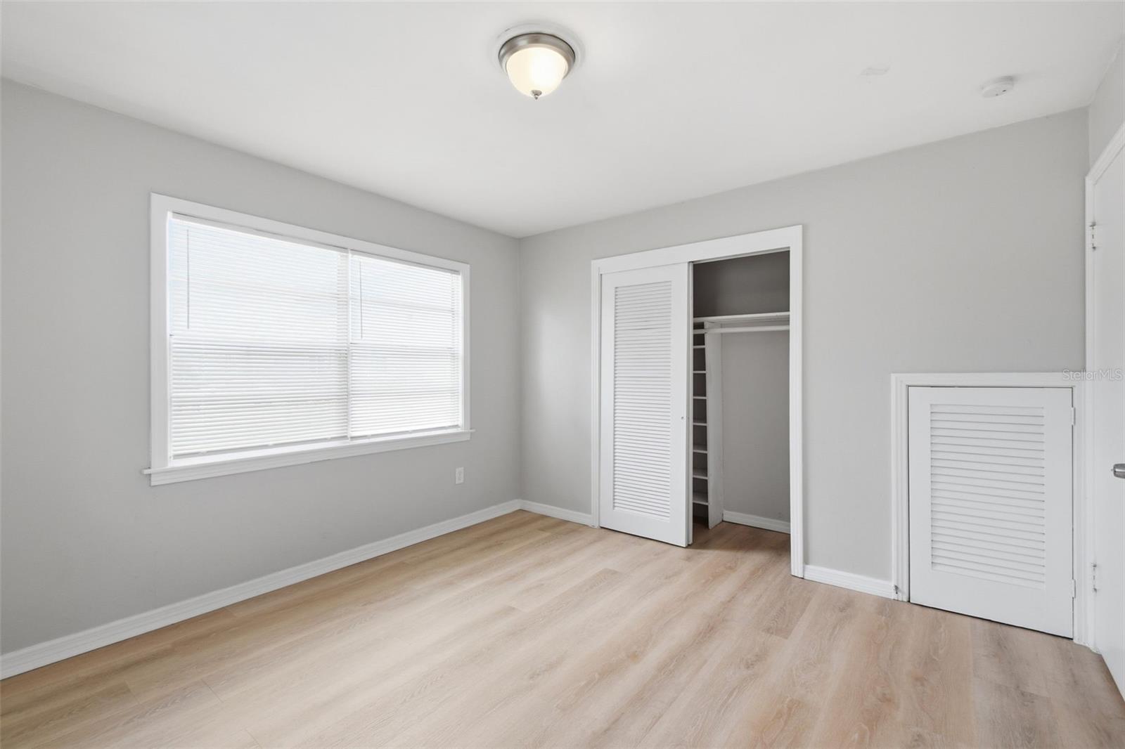 2817 HAWTHORNE ST — photo 28