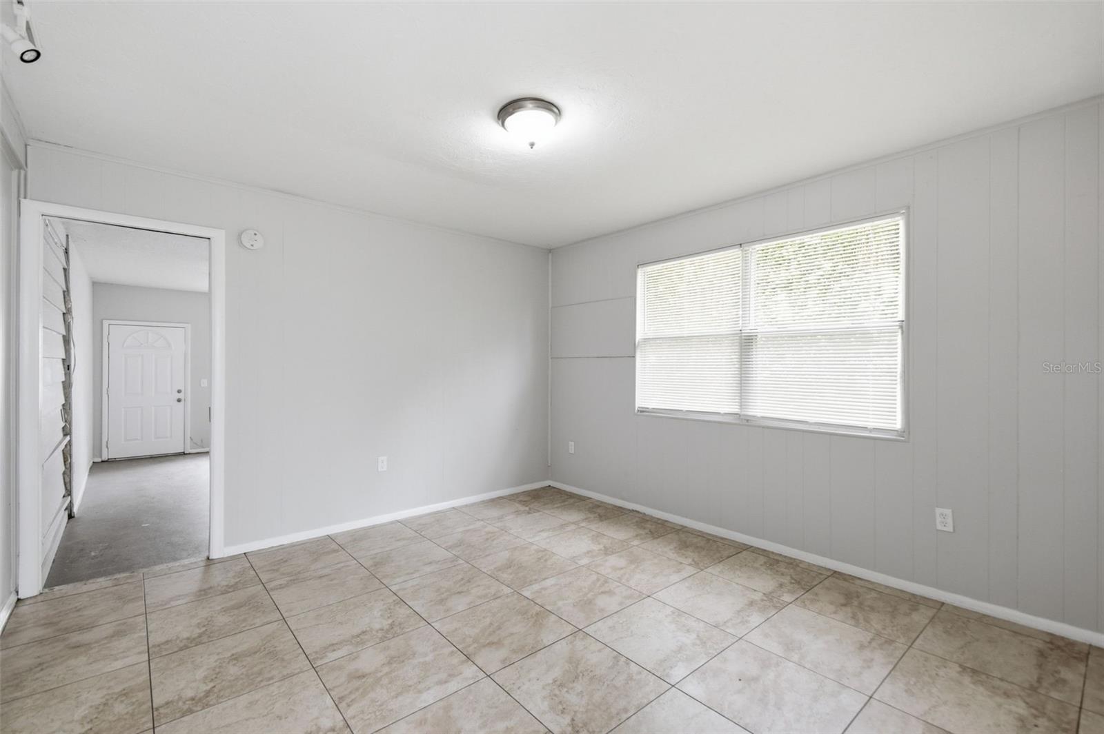 2817 HAWTHORNE ST — photo 19