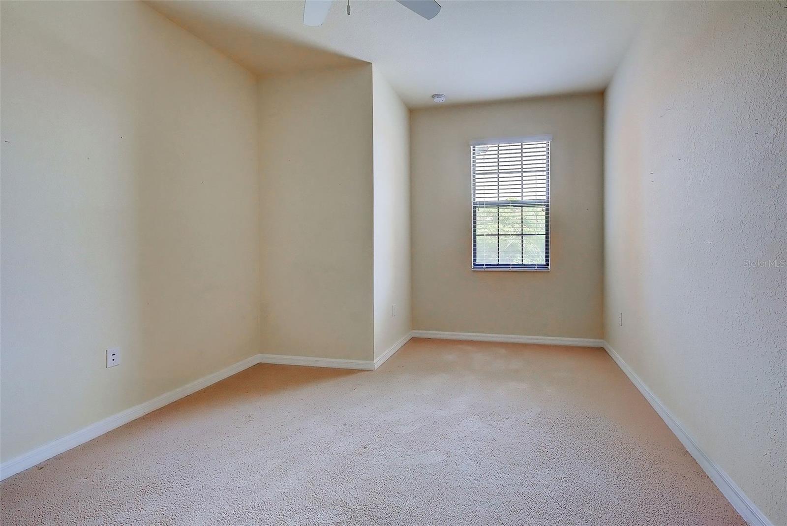 20217 LAGENTE CIR — photo 51