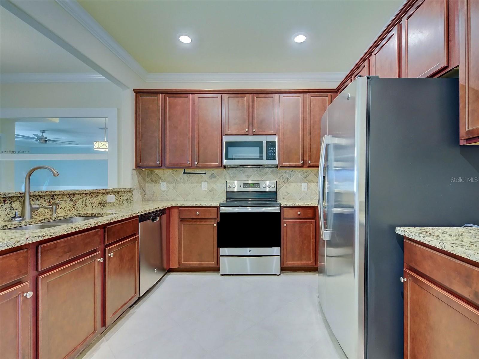 20217 LAGENTE CIR — photo 17