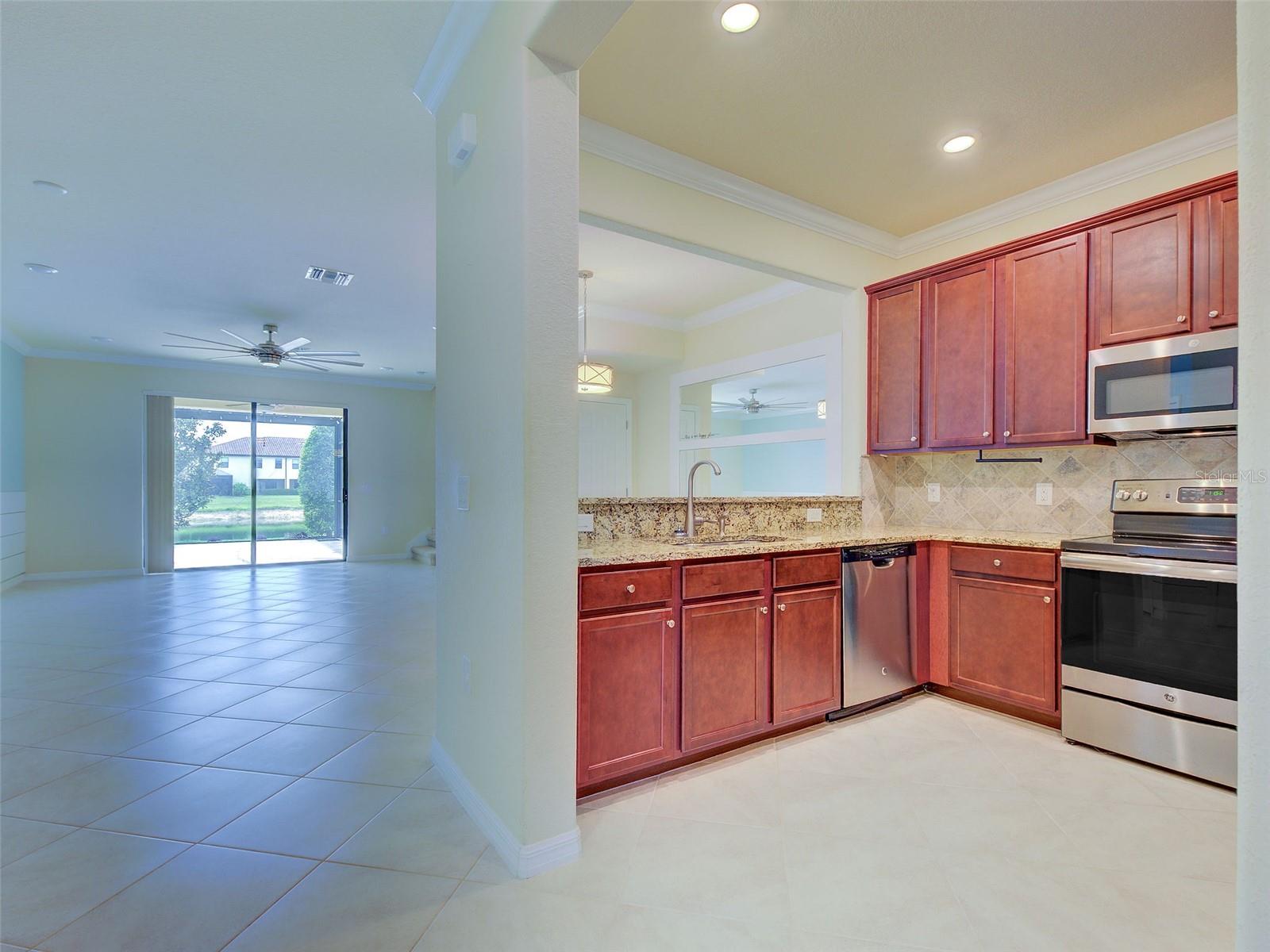20217 LAGENTE CIR — photo 16