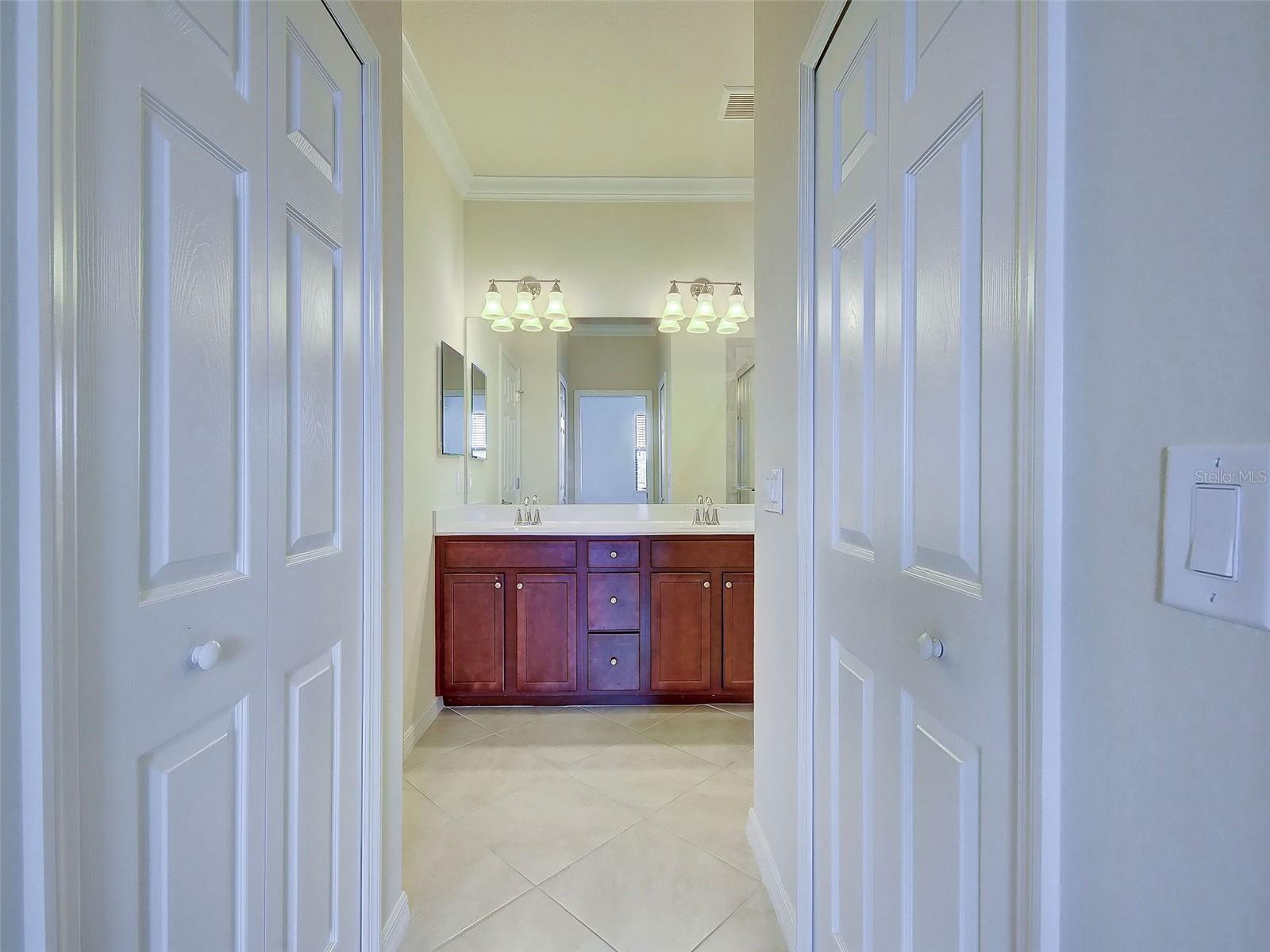 20217 LAGENTE CIR — photo 39