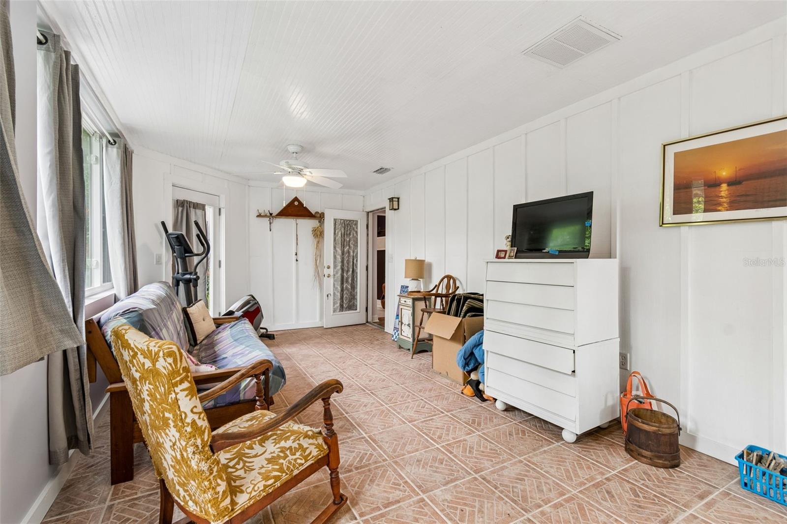 159 BISCAYNE AVE — photo 54