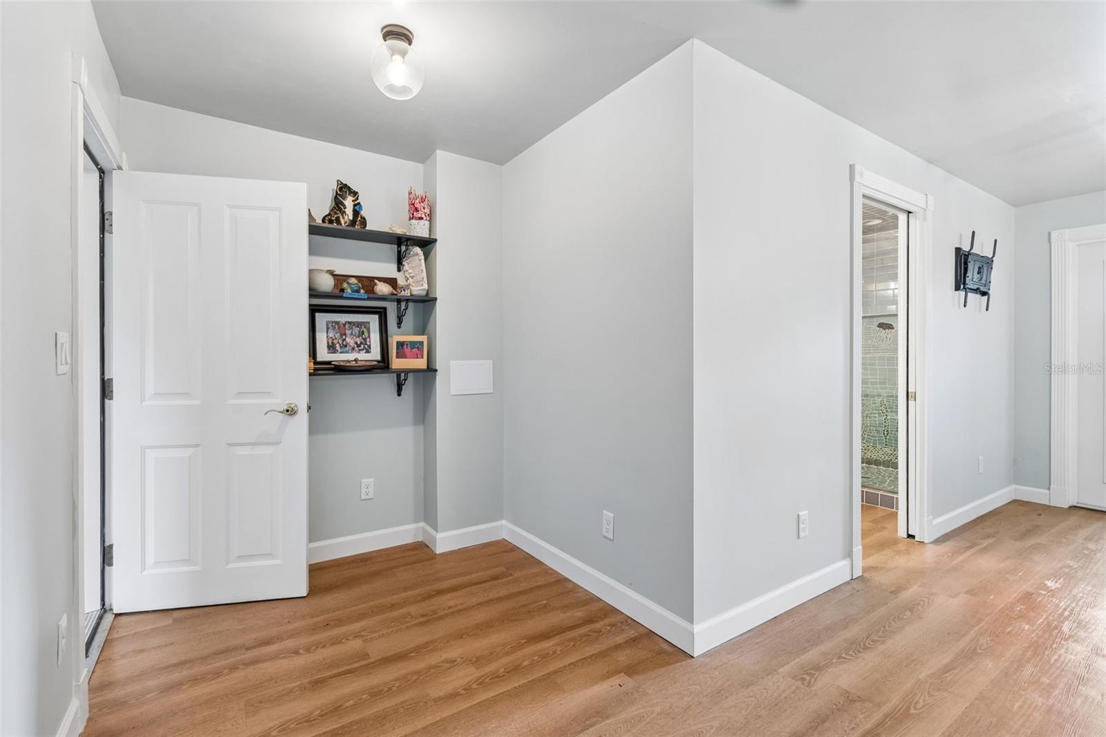 159 BISCAYNE AVE — photo 45