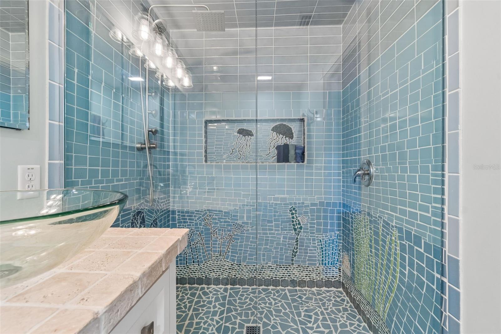 159 BISCAYNE AVE — photo 44