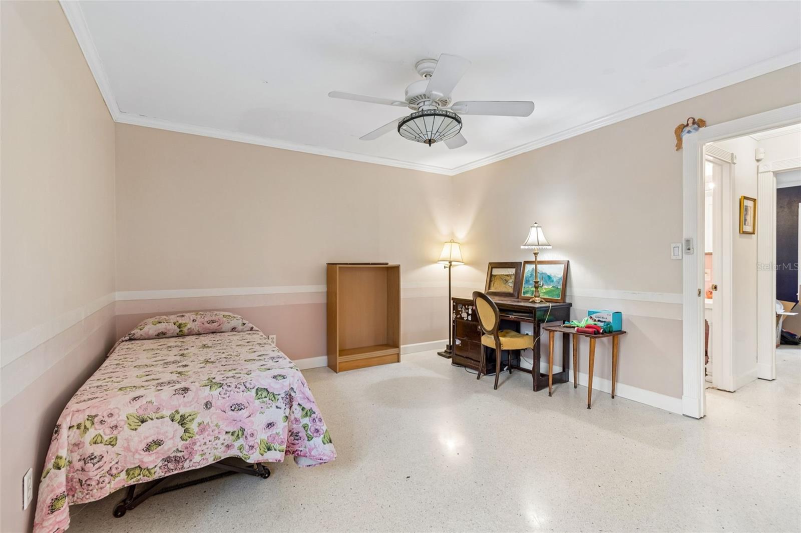 159 BISCAYNE AVE — photo 30