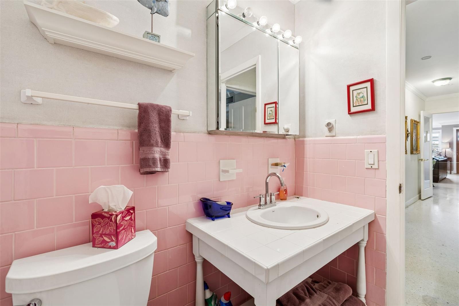 159 BISCAYNE AVE — photo 28