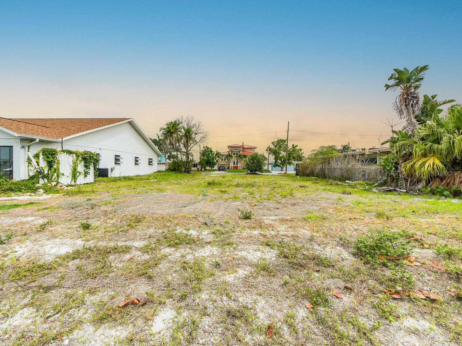 813 BAY POINT DR — photo 11