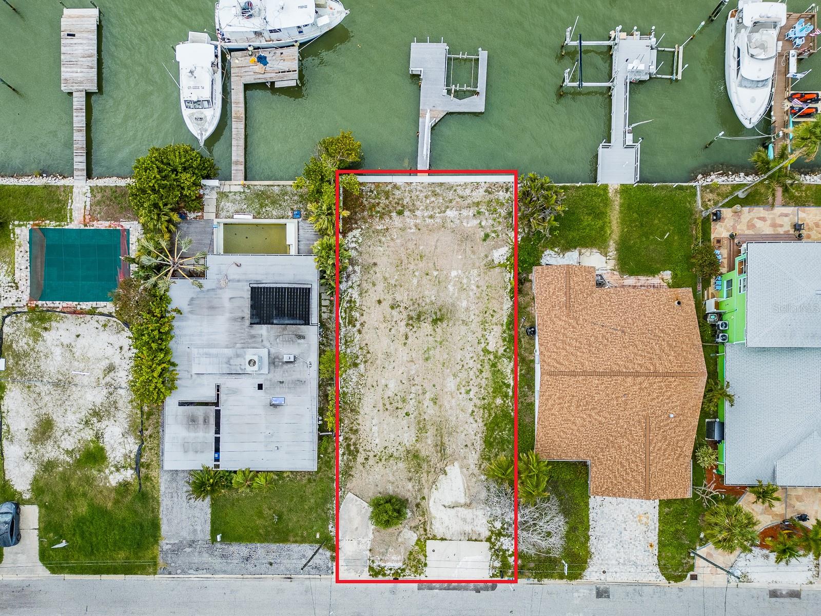 813 BAY POINT DR — photo 2