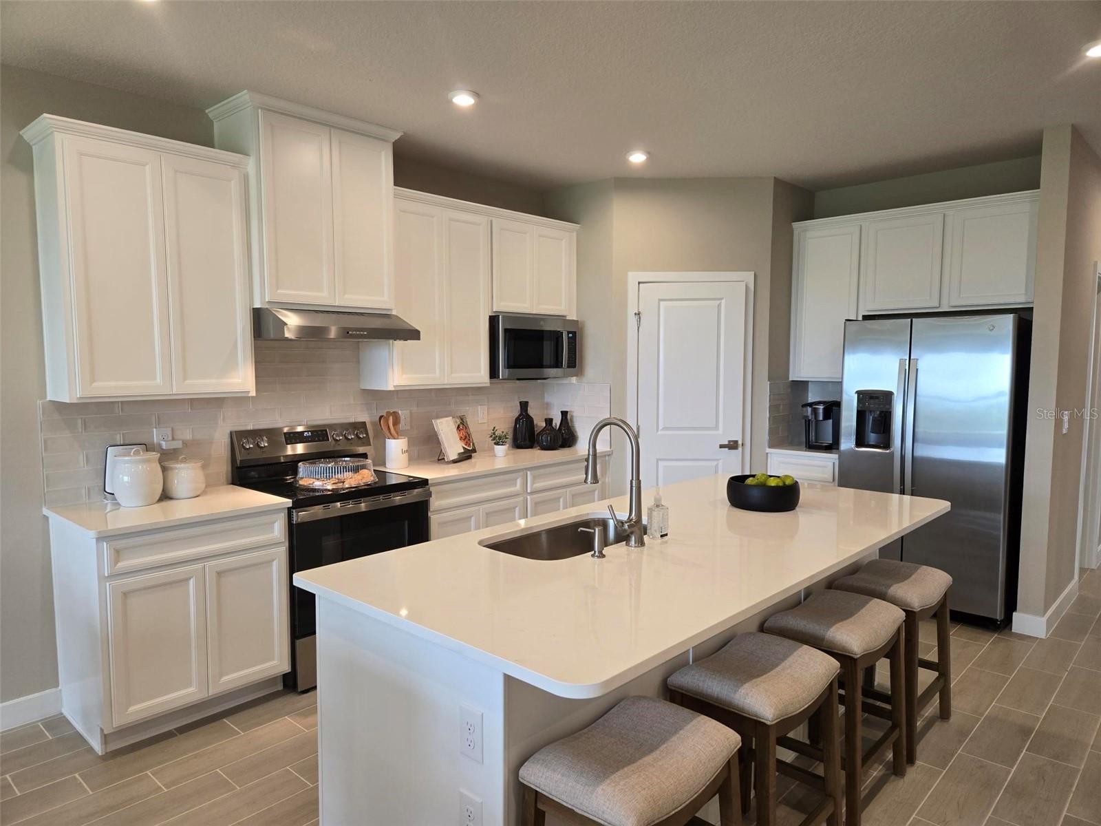 18863 EMERALD SUMMIT DR — photo 6