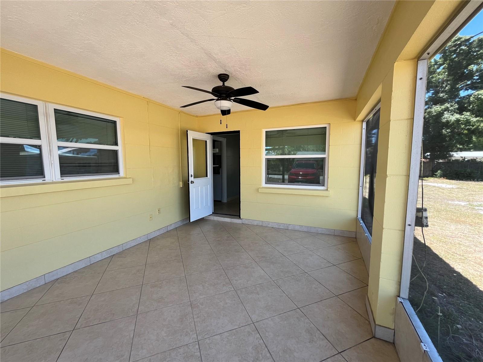 2154 INNER CASS CIR — photo 24
