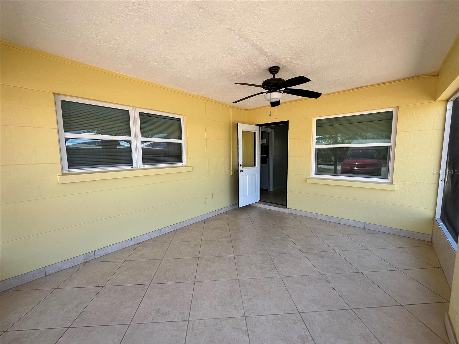2154 INNER CASS CIR — photo 25