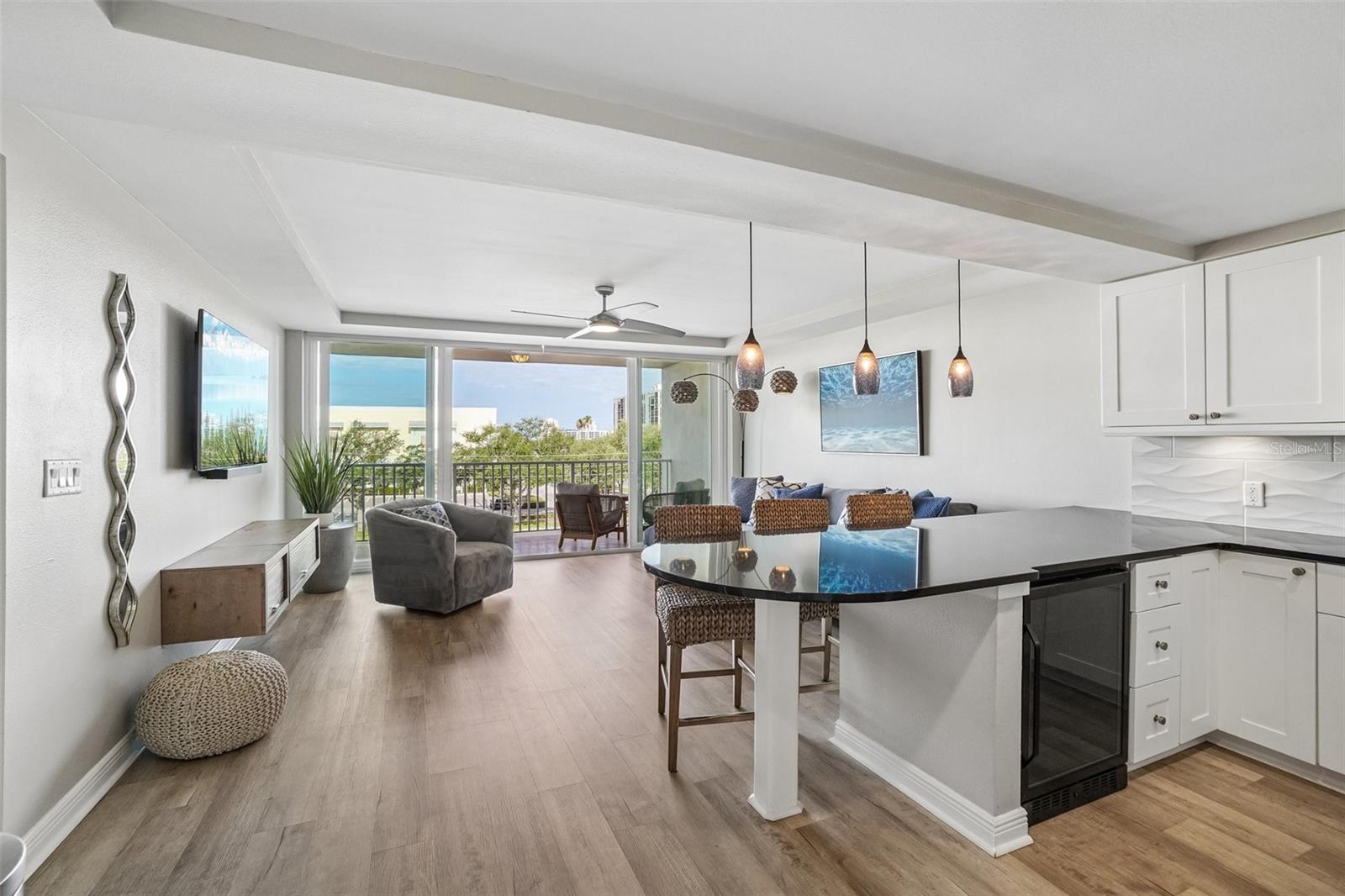 223 ISLAND WAY #4C — photo 2