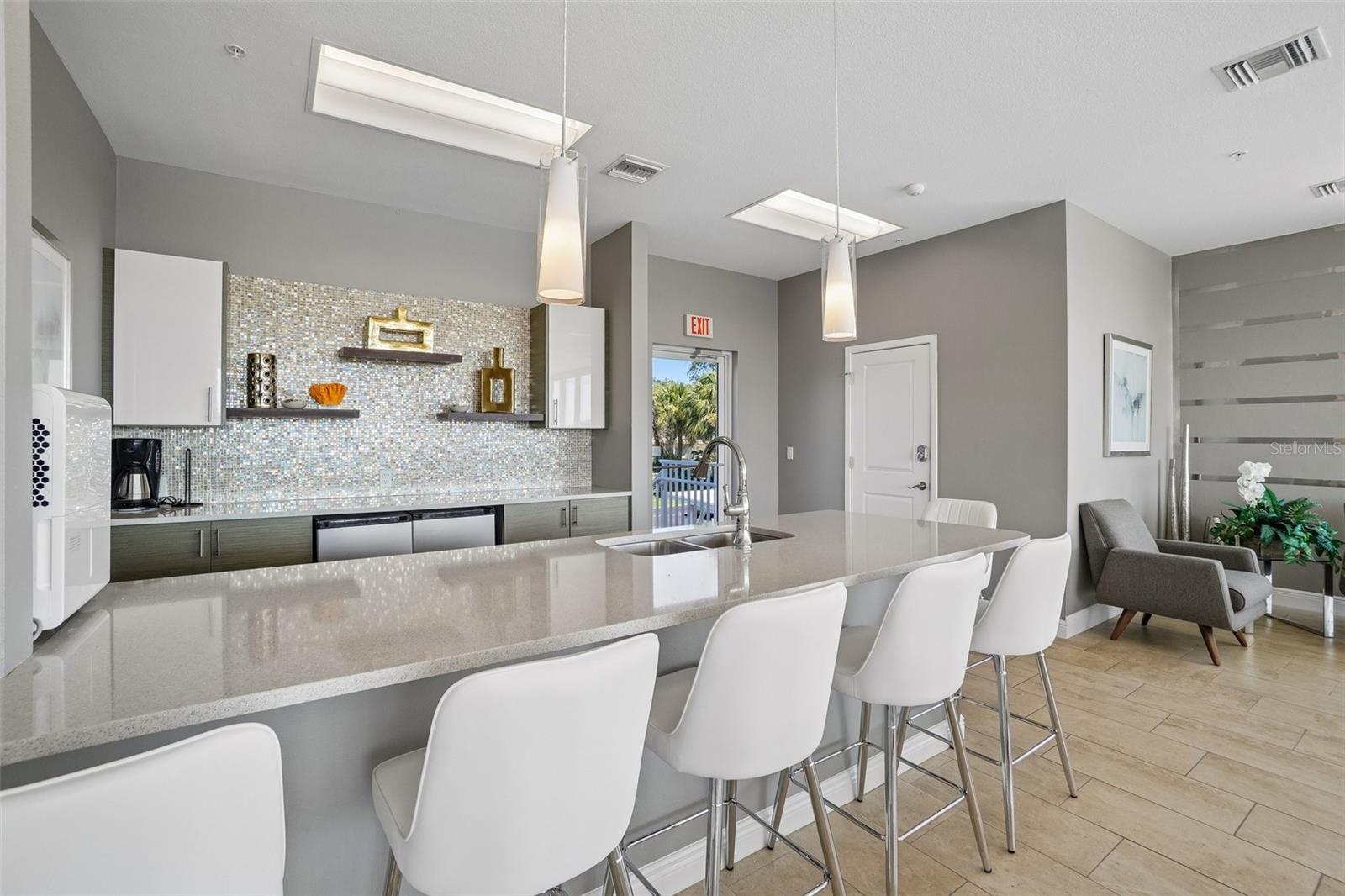 223 ISLAND WAY #4C — photo 23