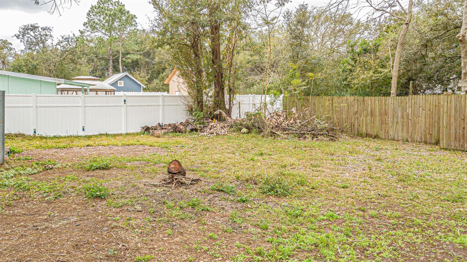 14918 PINECREST RD — photo 7