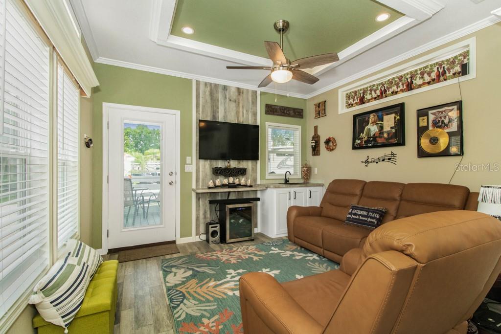 6820 AMANDA VISTA CIR — photo 8