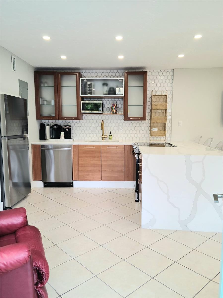 161 GOLDEN GATE PT — photo 54