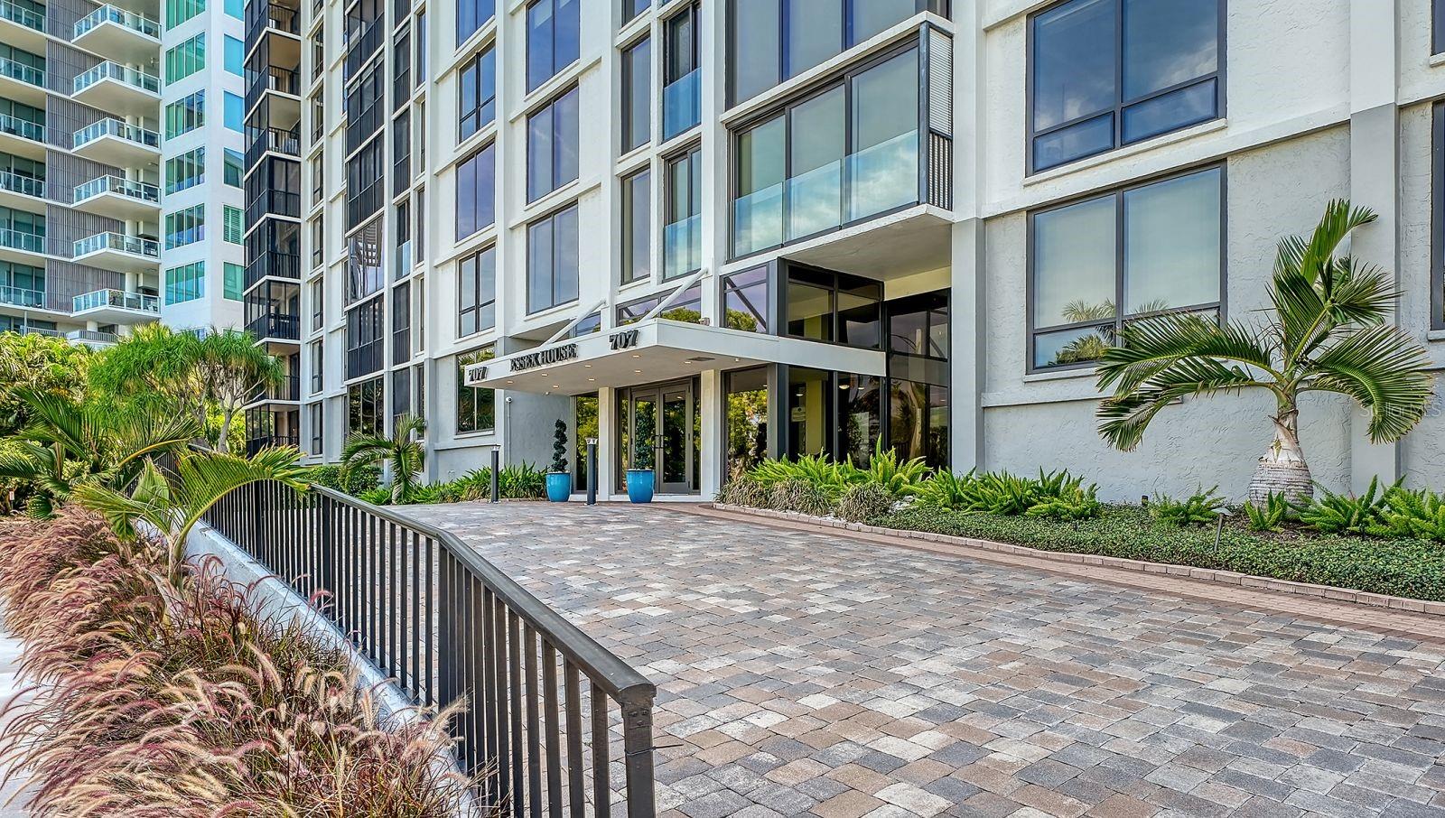 707 S GULFSTREAM AVE #705 — photo 44
