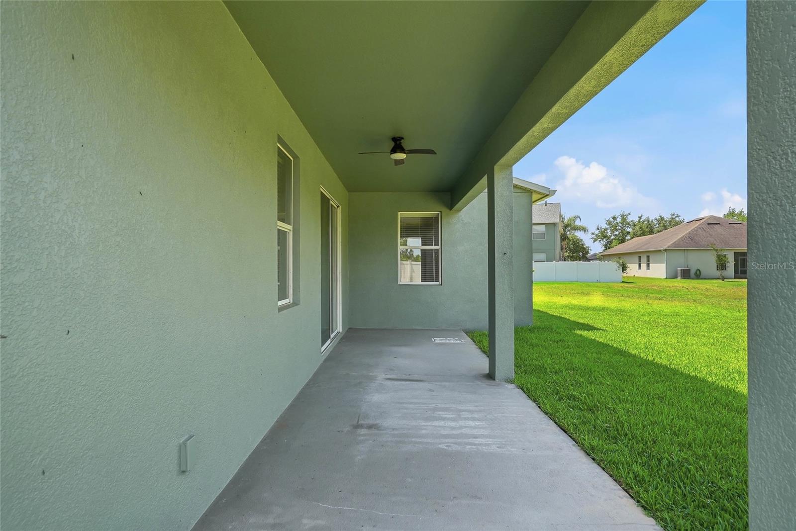 3987 ROUND TABLE CT — photo 43