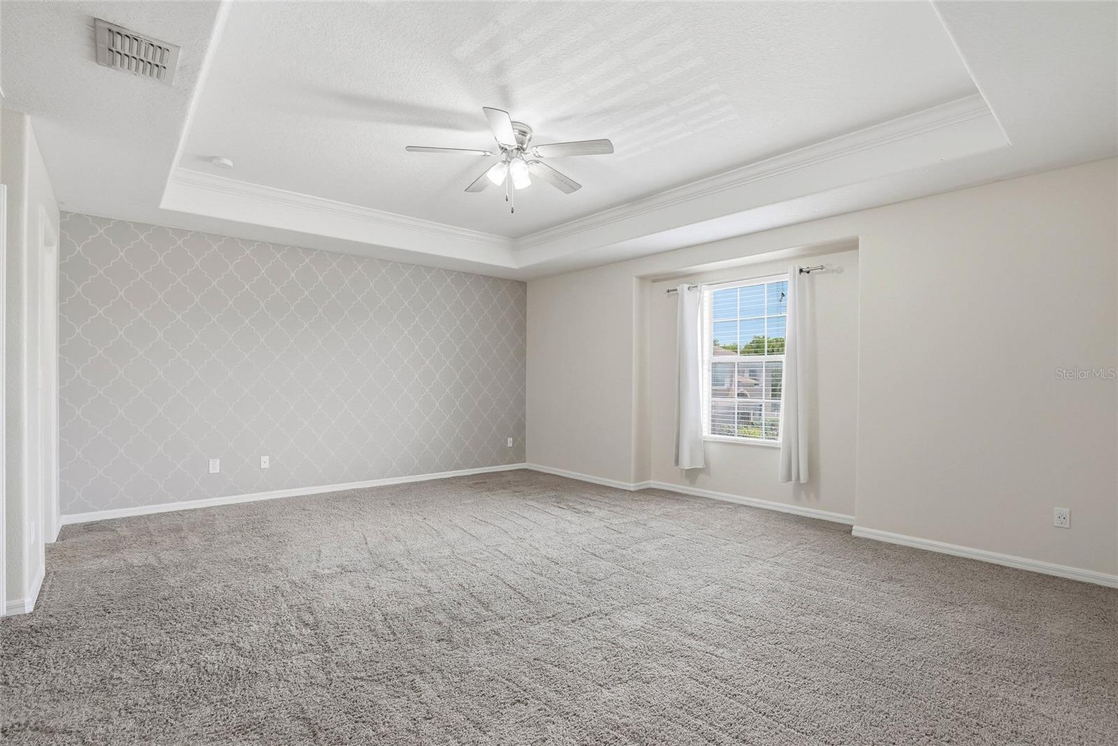 3987 ROUND TABLE CT — photo 26
