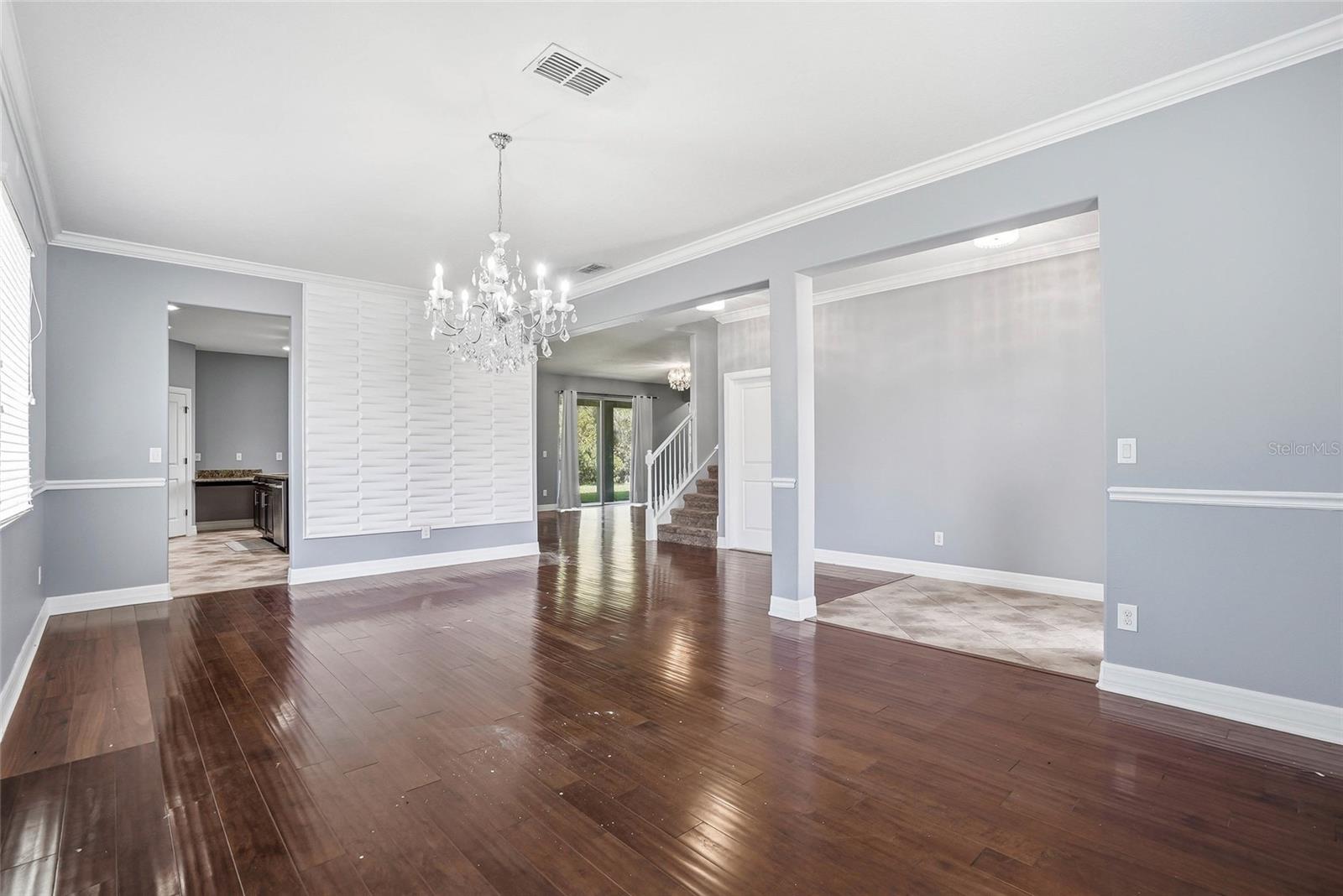3987 ROUND TABLE CT — photo 7