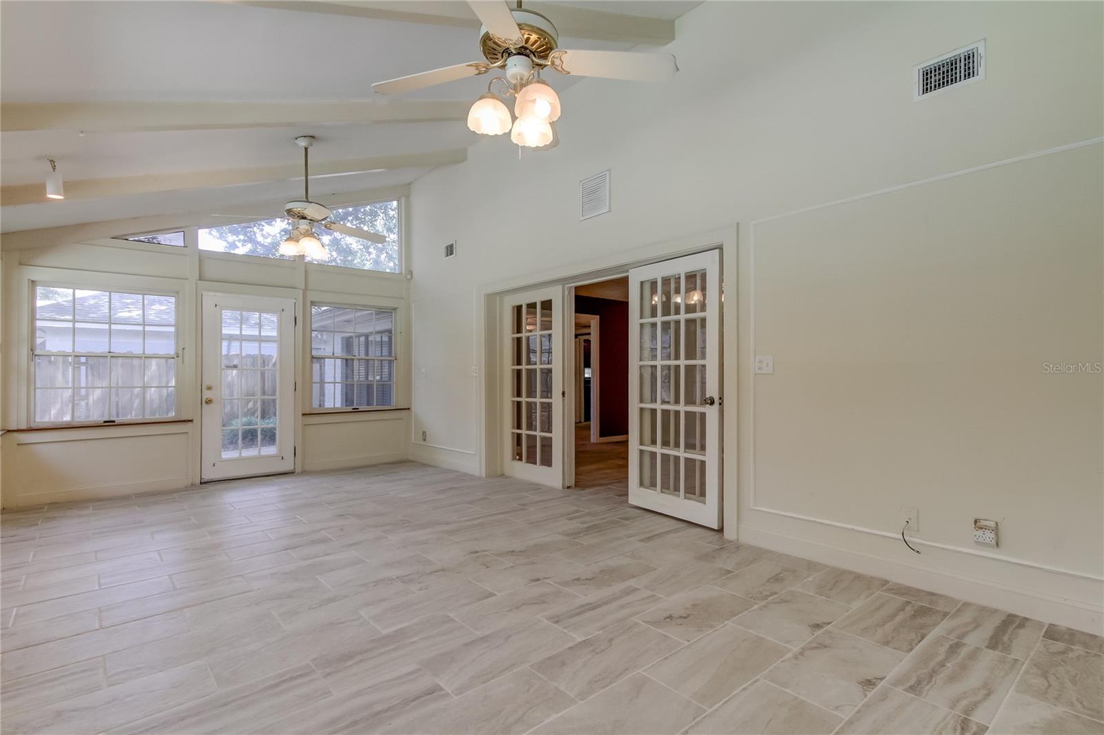 10406 RECLINATA LN — photo 48
