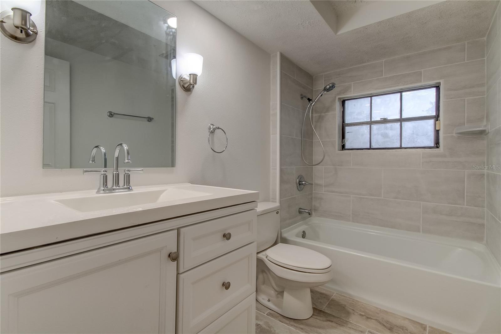 10406 RECLINATA LN — photo 33