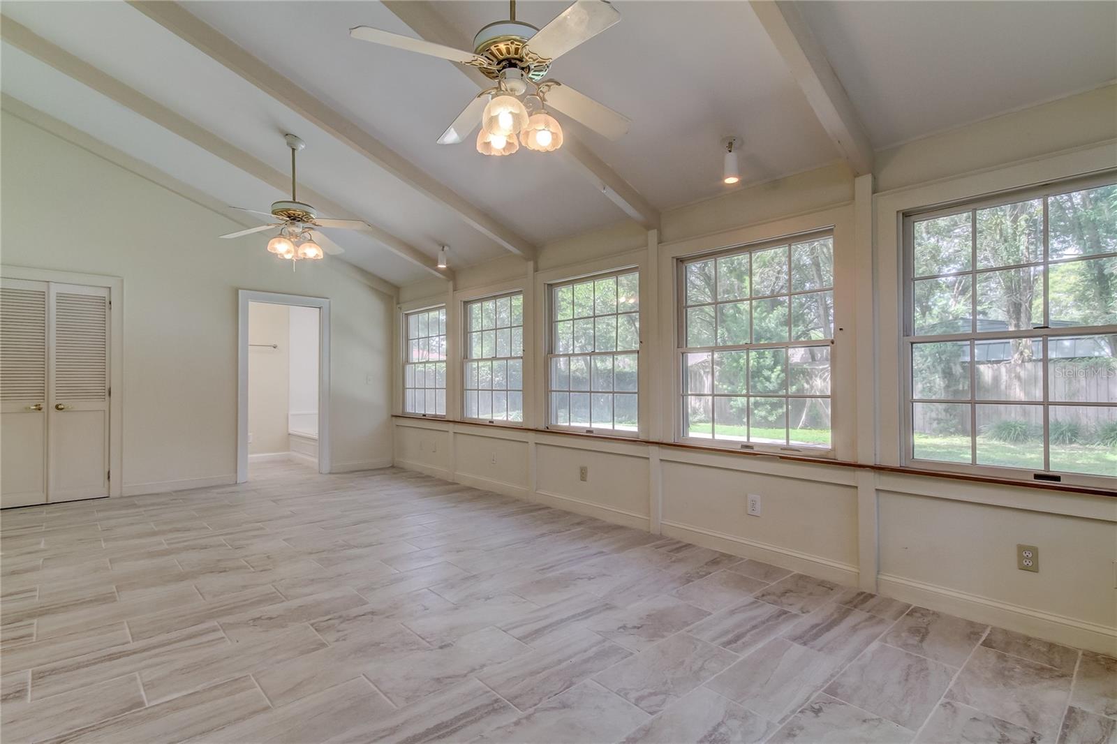 10406 RECLINATA LN — photo 46