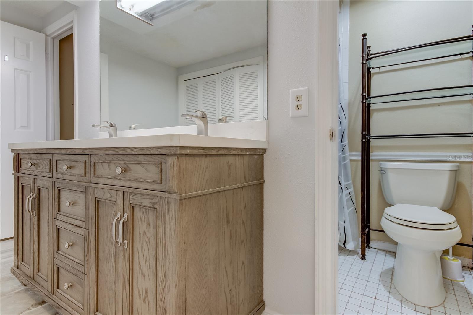10406 RECLINATA LN — photo 39
