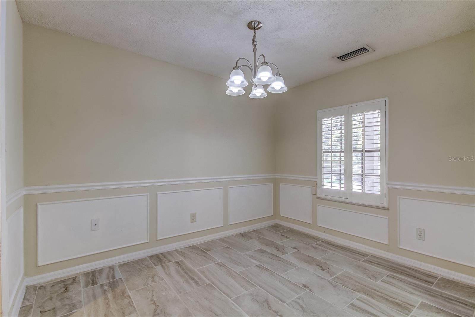 10406 RECLINATA LN — photo 17