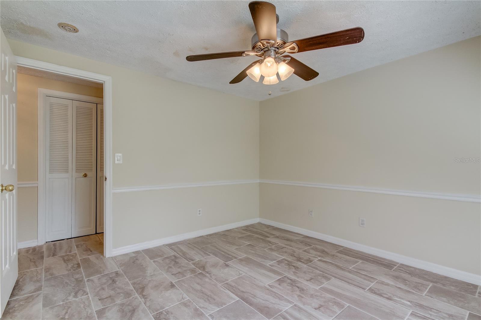 10406 RECLINATA LN — photo 28