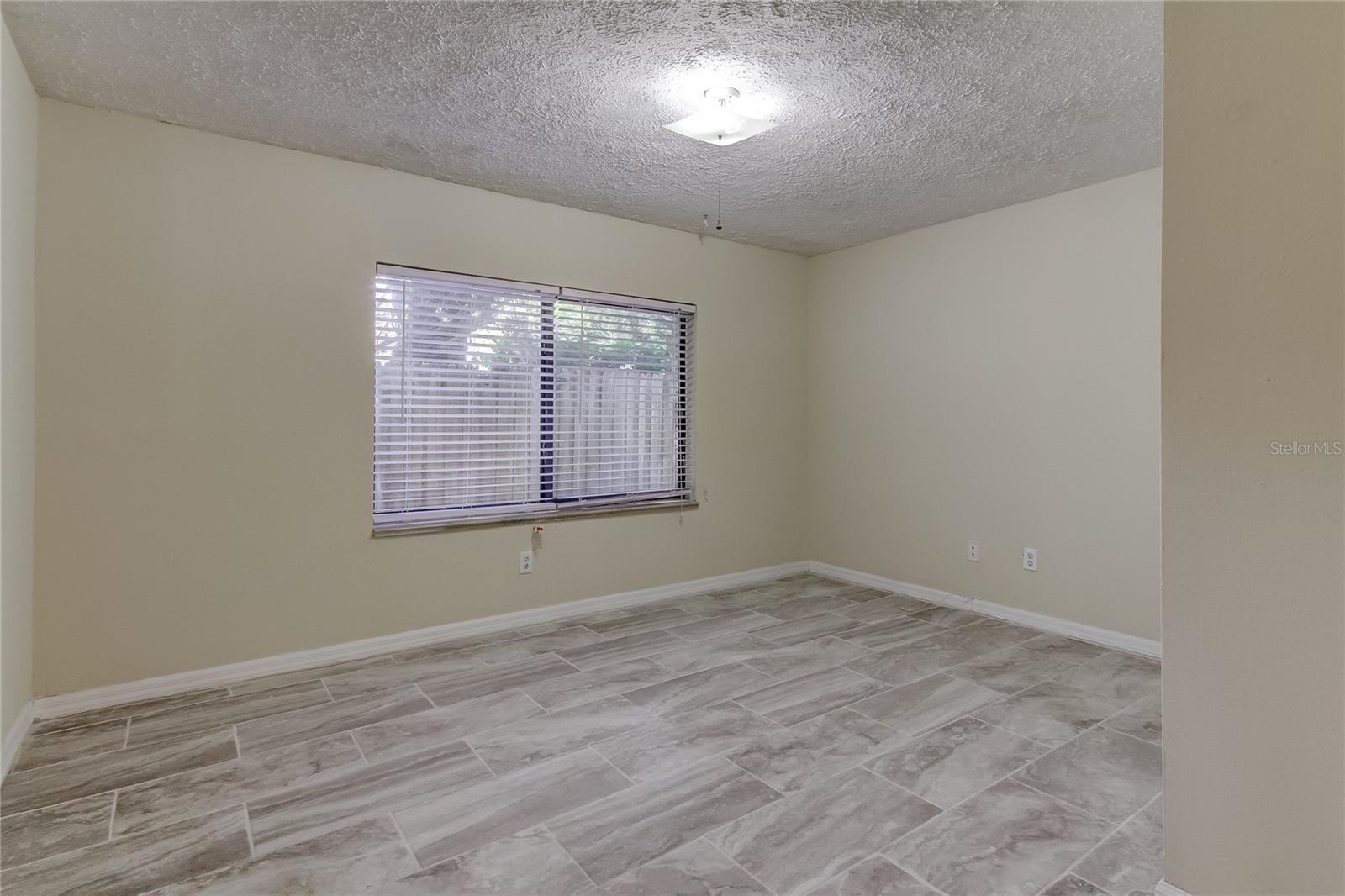 10406 RECLINATA LN — photo 34