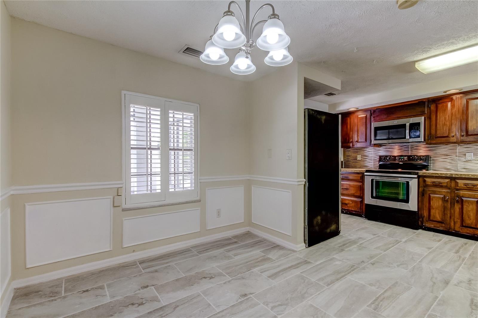 10406 RECLINATA LN — photo 18