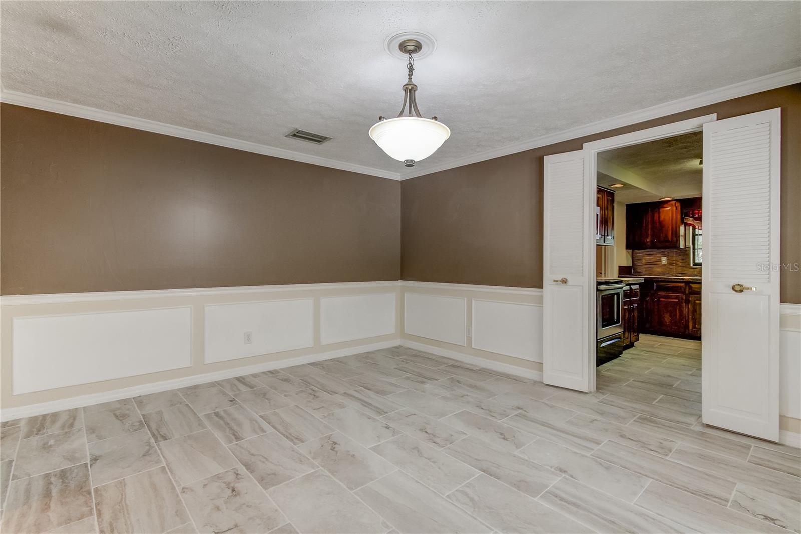 10406 RECLINATA LN — photo 22