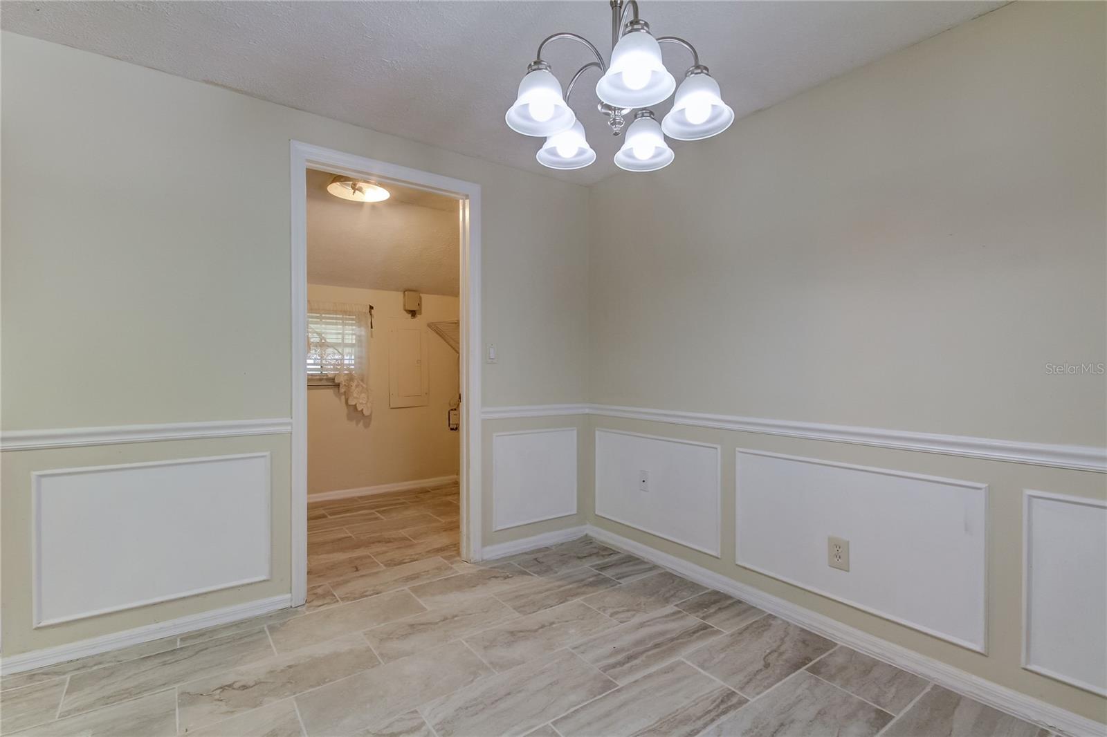 10406 RECLINATA LN — photo 20