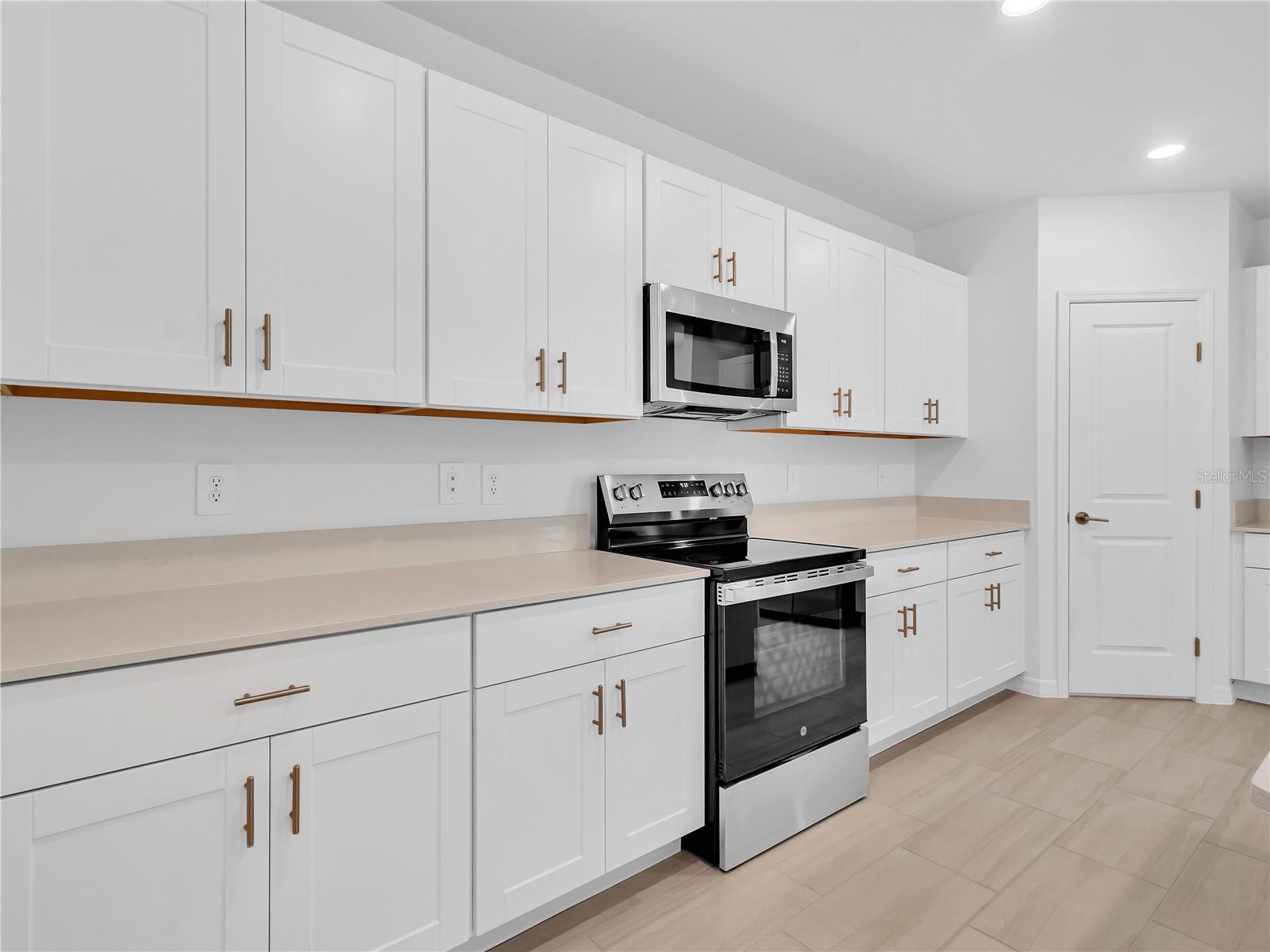 6115 BLUE PALOMA CT — photo 10
