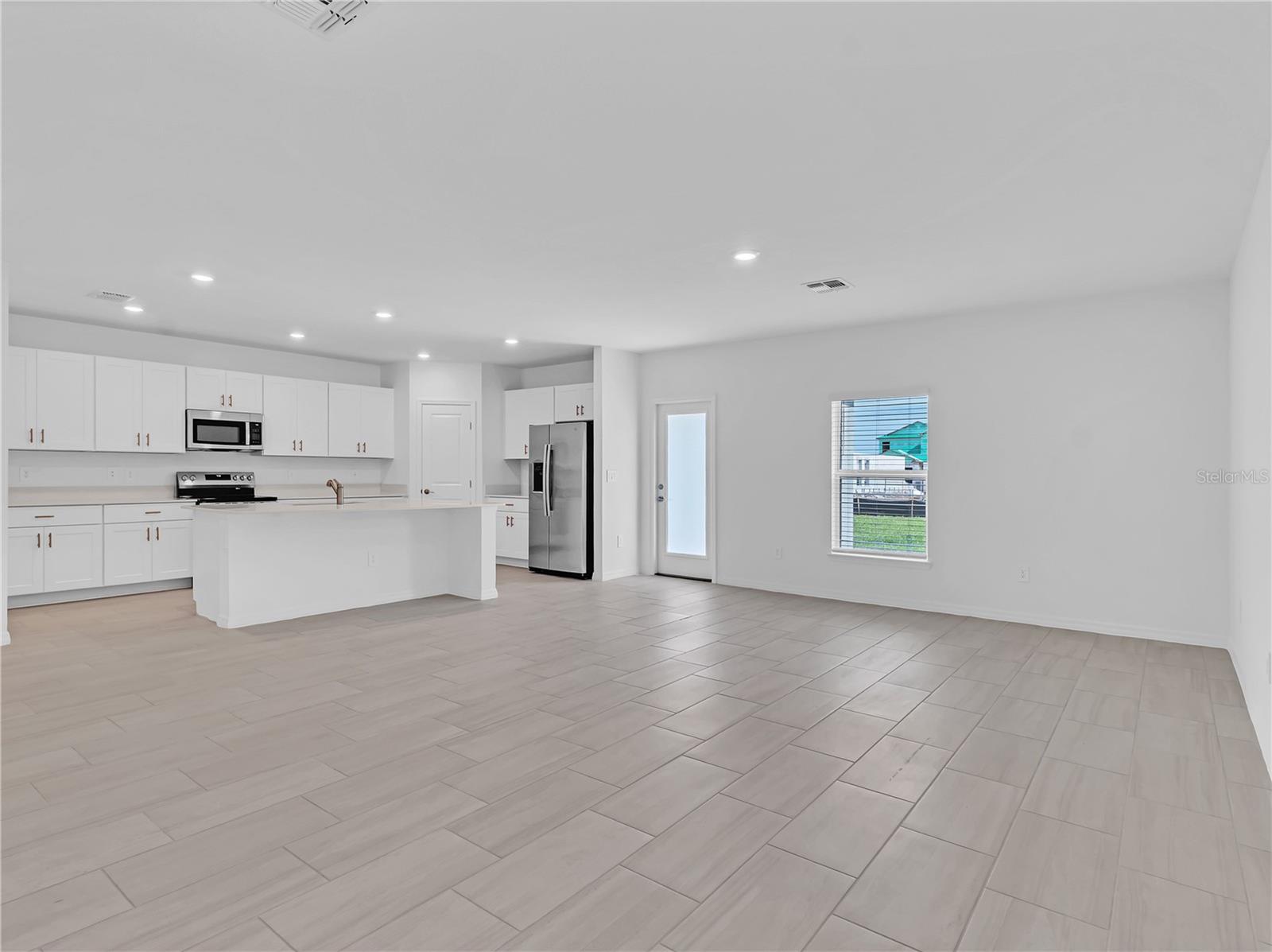 6115 BLUE PALOMA CT — photo 7