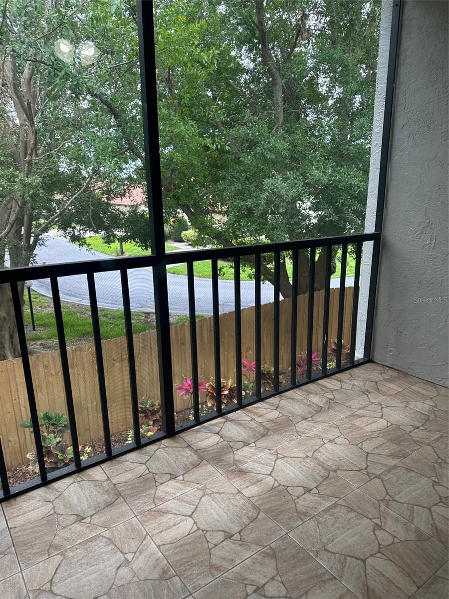 Home in SARASOTA — photo 8