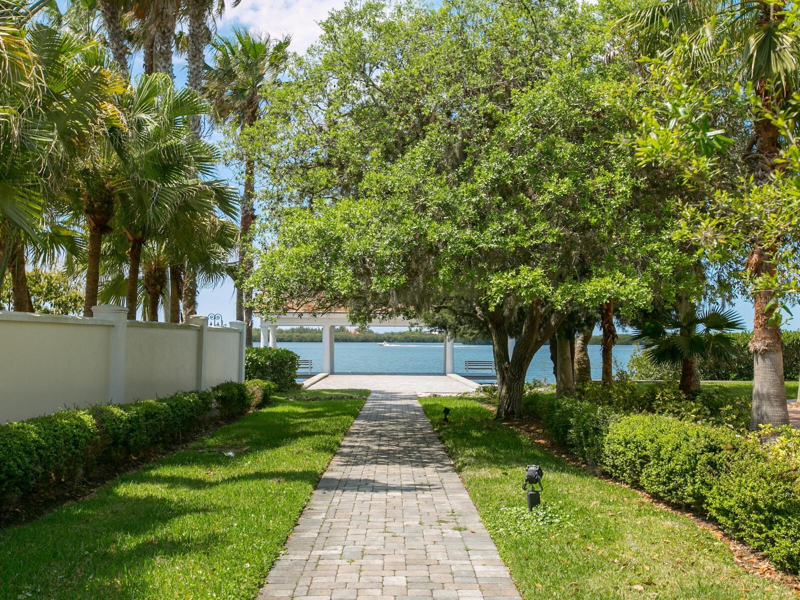 216 OSPREY POINT DR — photo 10