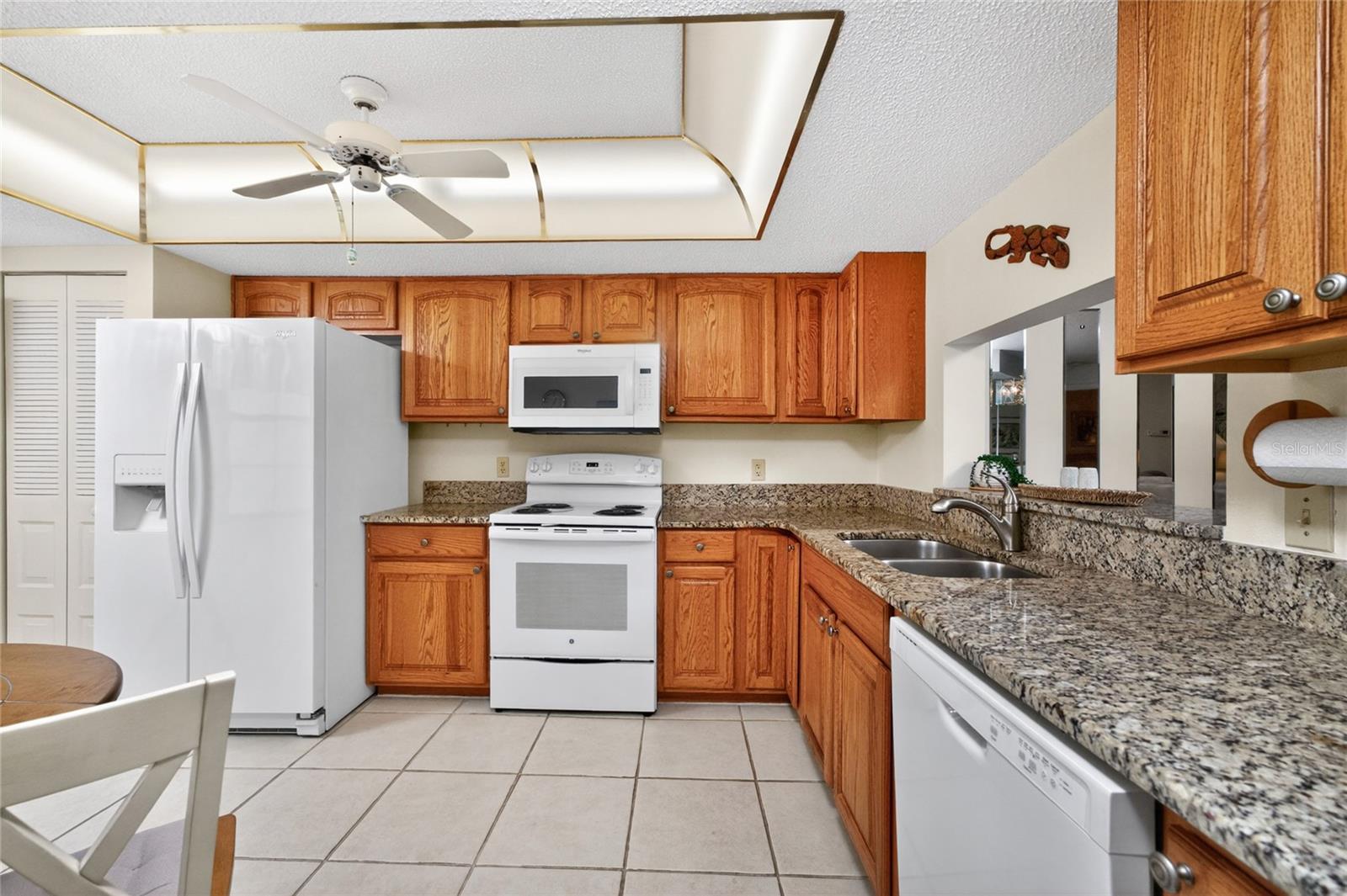 118 PINE HOLLOW DR #118 — photo 15