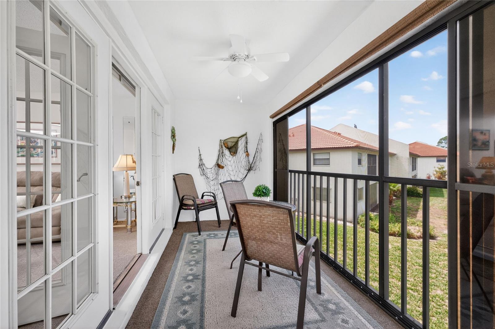 118 PINE HOLLOW DR #118 — photo 34