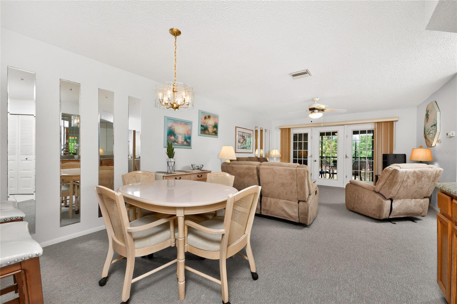 118 PINE HOLLOW DR #118 — photo 17